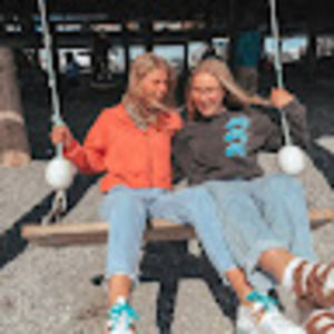 Meet your Posher, Delaney